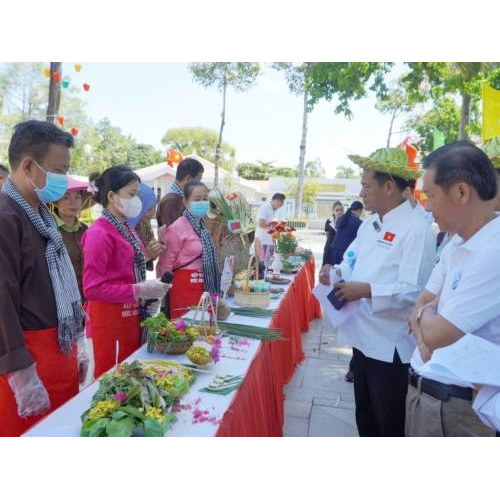Sôi Nổi Hội Thi Bánh Dân Gian Hà Tiên Năm 2025